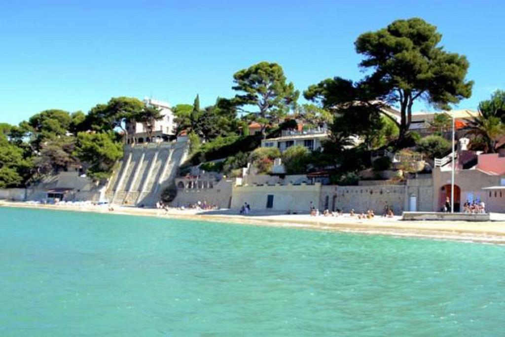 Bandol Brothers Extérieur photo